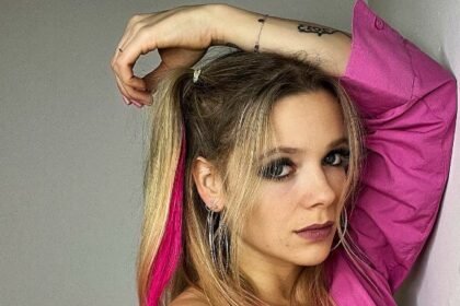 Anne-Wünsche-Fapello